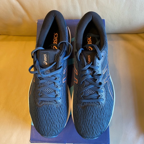 Asics GT-1000 9 Men’s Running Shoe - Picture 2 of 4